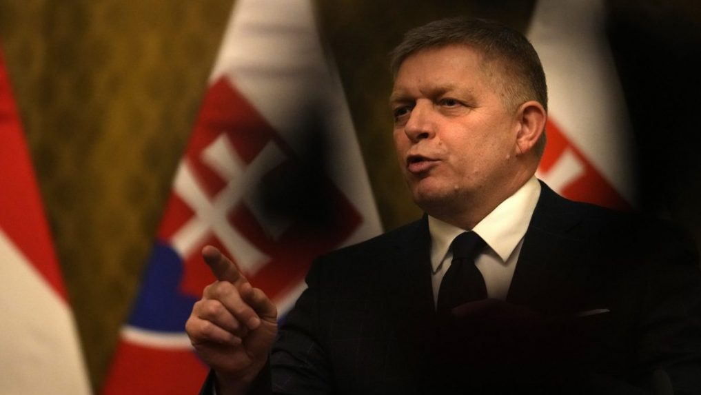 R. Fico sa svojimi výrokmi o prevrate snaží zastrašovať spoločnosť, zaznieva z Kyjeva