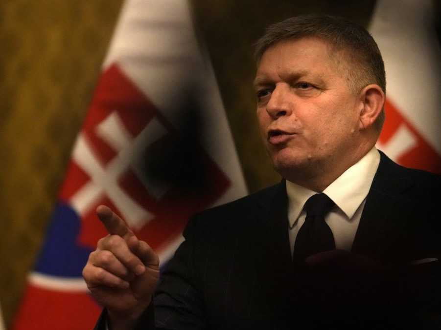 Na snímke premiér SR Robert Fico (Smer-SD).