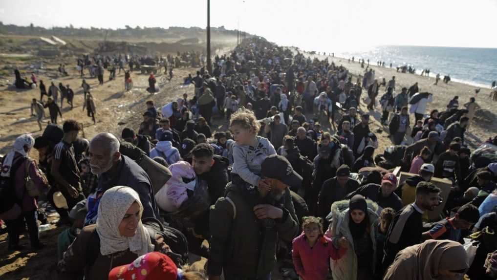 FOTO: Do miest svojho pôvodu na severe Gazy sa vrátili státisíce Palestínčanov