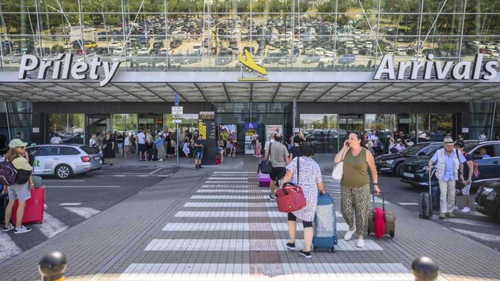 Ryanair rozširuje základňu na bratislavskom letisku. Dovolenkári môžu letieť do nových destinácií