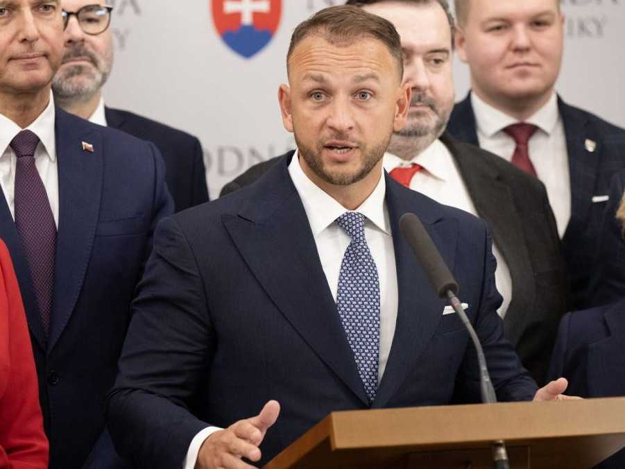 Na snímke predseda strany Hlas-SD a minister vnútra Matúš Šutaj Eštok.