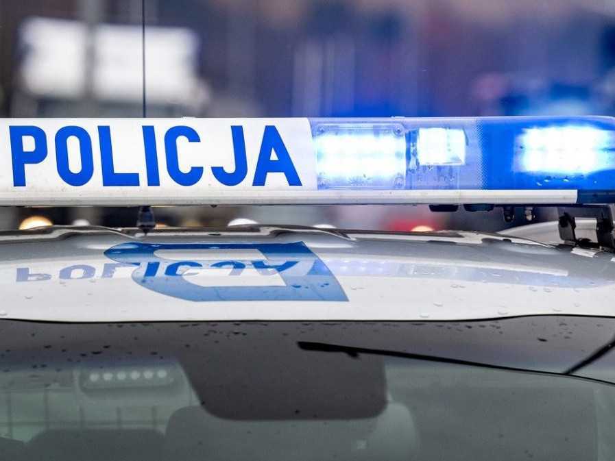 Na snímke poľské policajné auto.