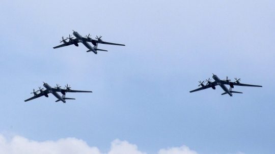 Na ilustračnej snímke bombardéry Tupolev Tu-95.