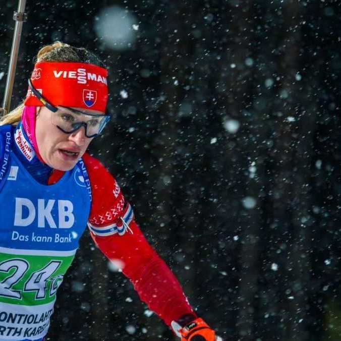 Bátovská-Fialková sa ako jediná zo Sloveniek umiestnila na bodovanej priečke. Kapustovú tentoraz zradila streľba