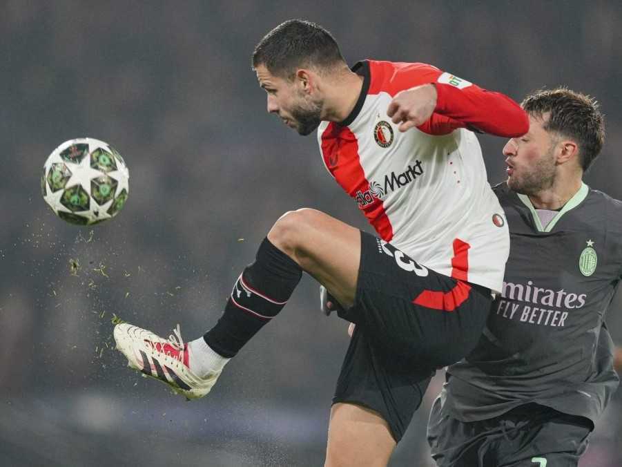 Liga majstrov: Feyenoord s Hanckom zaskočil milánskeho favorita, Bayern to s Celticom nemal ľahké