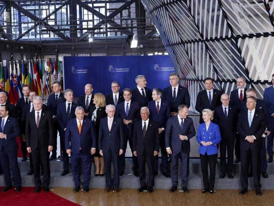 Na snímke lídri Európskej únie.