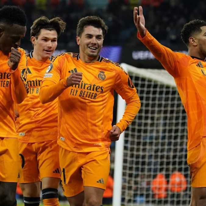 Liga majstrov: Real Madrid predviedol skvelý záver a otočil zápas so City. PSG a Dortmund s dobrou pozíciou pred odvetou