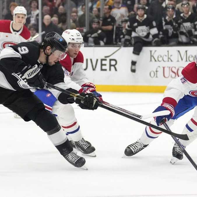 NHL: Montreal prehral na ľade Los Angeles. Slafkovský vyšiel vo štvrtom zápase za sebou bodovo naprázdno