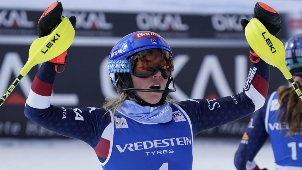 Jubilejné sté víťazstvo vo SP je na svete: Fenomenálna Shiffrinová ovládla slalom v Sestriere