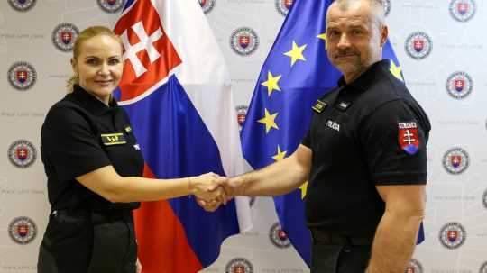 J. Maškarová, R. Gaťár polícia