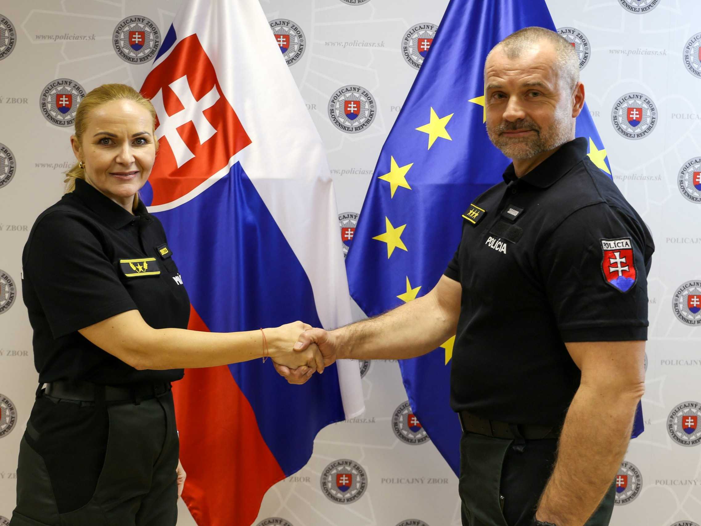 J. Maškarová, R. Gaťár polícia