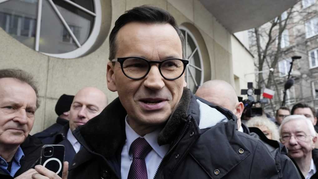 Úrady obvinili poľského expremiéra Morawieckého zo zneužitia právomocí a zanedbania povinností. Hrozí mu väzenie