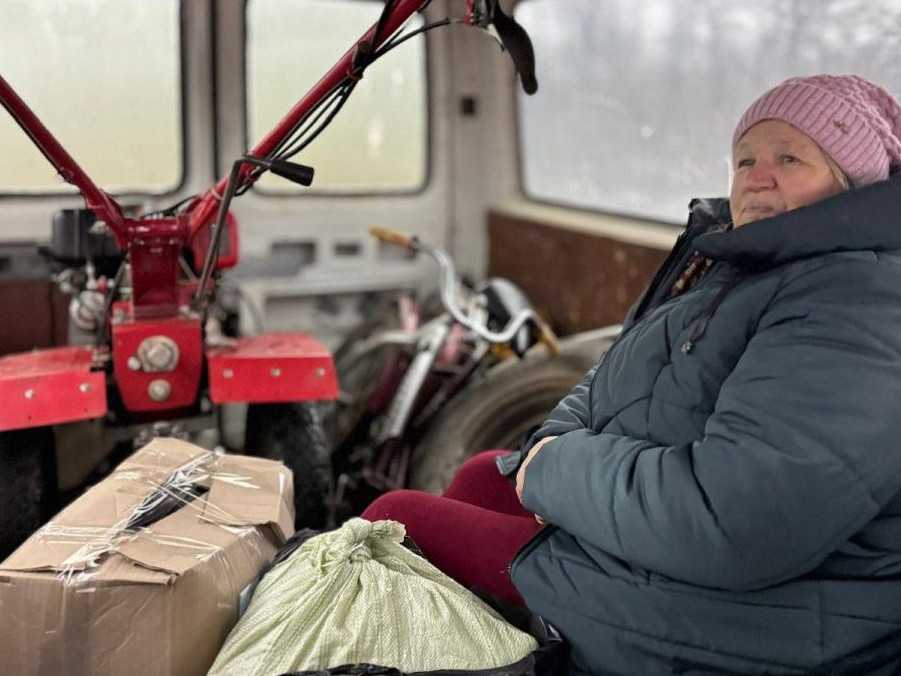 Pani Ľudka sa z Kindrašivky rozhodla odísť, keď začali lietať drony a strely na susedné domy.