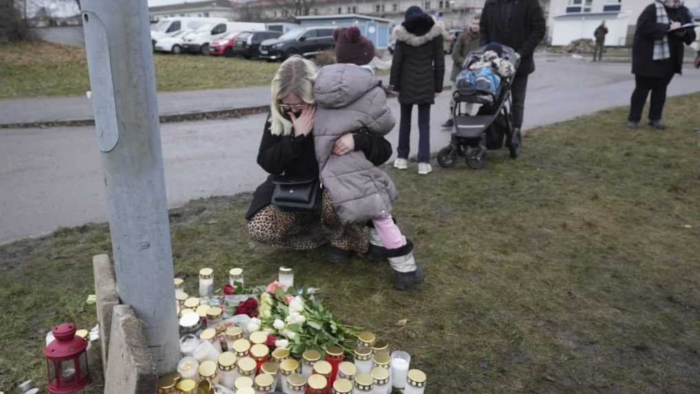 Streľbu na škole vo Švédsku neprežilo jedenásť ľudí vrátane útočníka. Zrejme sa na mieste zastrelil