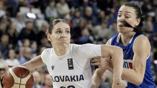 Slovenské basketbalistky v zápase proti Islandu.