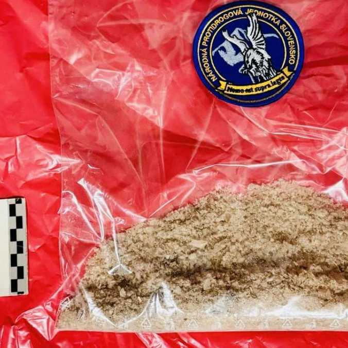 Polícia zasahovala proti drogovým dílerom v Košiciach. Počas akcie „Piknik“ zadržali niekoľko osôb