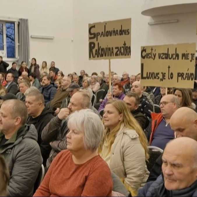 Obyvatelia Hontianskych Tesár nechcú mať spaľovňu odpadu za domami. Obávajú sa znečistenia prostredia