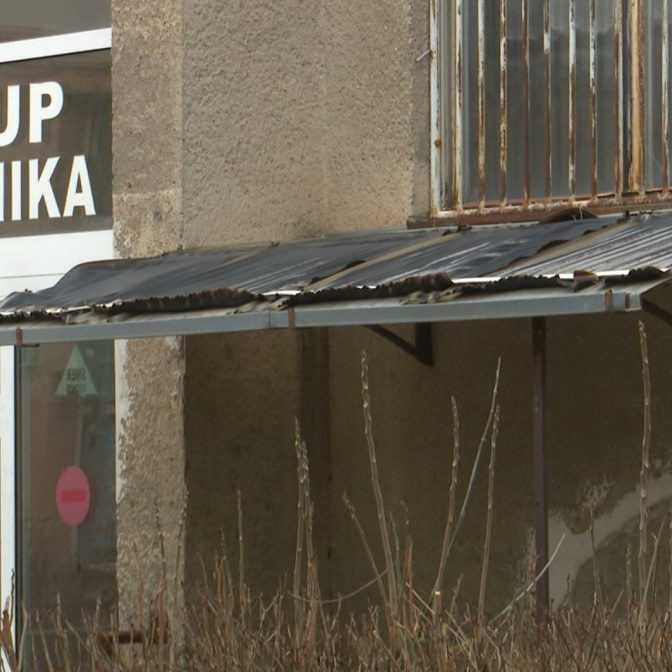 Poliklinike v Topoľčanoch hrozilo, že ju úplne zatvoria. Kraj ju chce zrekonštruovať a prilákať späť lekárov