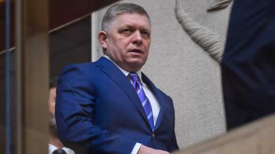 Predseda vlády SR Robert Fico (Smer-SD).