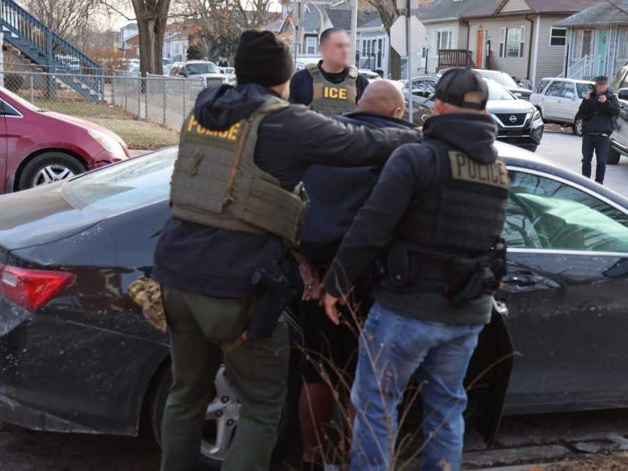 Imigračný a colný úrad USA začal v Chicagu razie.