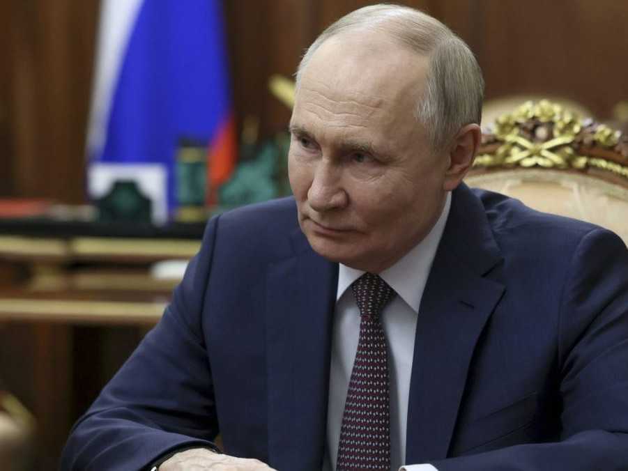 Na snímke Vladimir Putin.