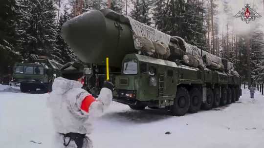 Raketa Jars s jadrovou hlavicou počas cvičenia v Rusku.