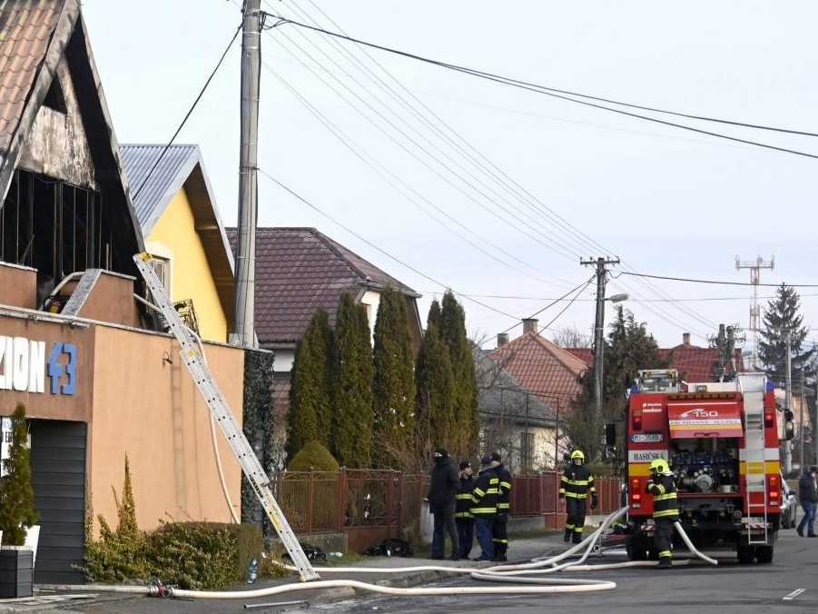Požiar penziónu na Kúpeľskej ulici v Sobranciach.