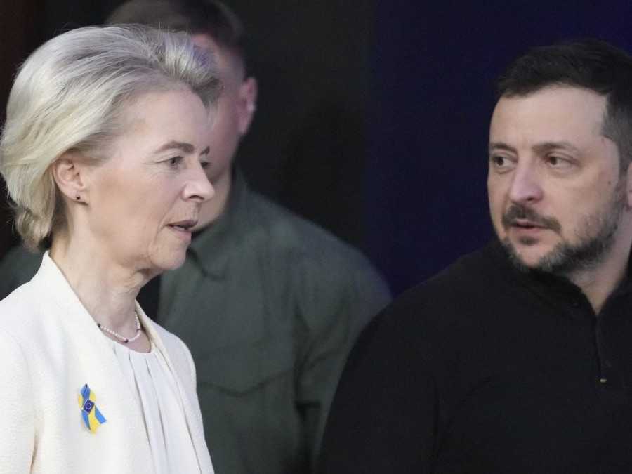 Ursula von der Leyenová a Volodymyr Zelenskyj.