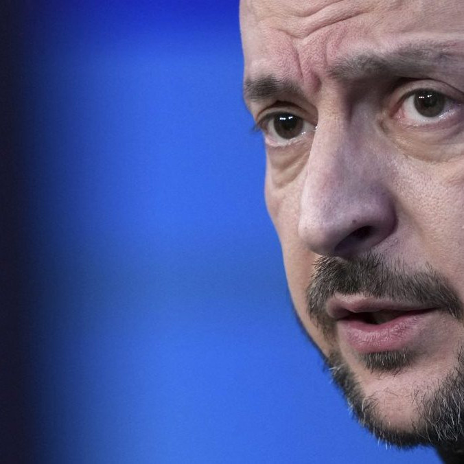 Zelenskyj je pripravený odísť z funkcie prezidenta výmenou za mier alebo členstvo Ukrajiny v NATO