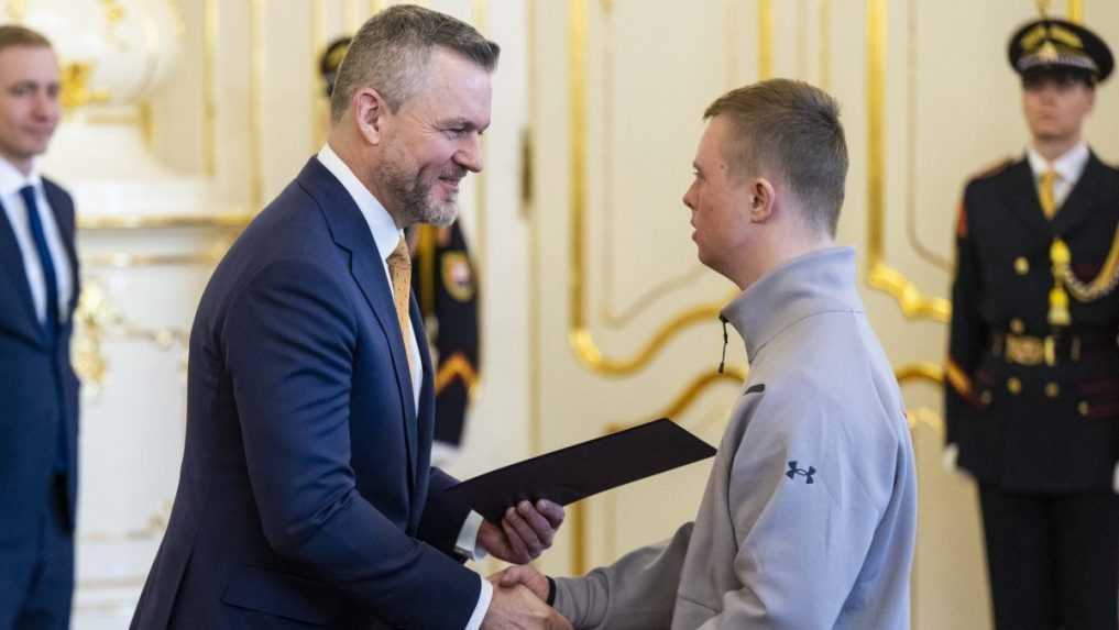 Prezident prvýkrát prijal sľub športovcov Špeciálnych olympiád: Dekréty si prevzalo zhruba 50 členov výpravy