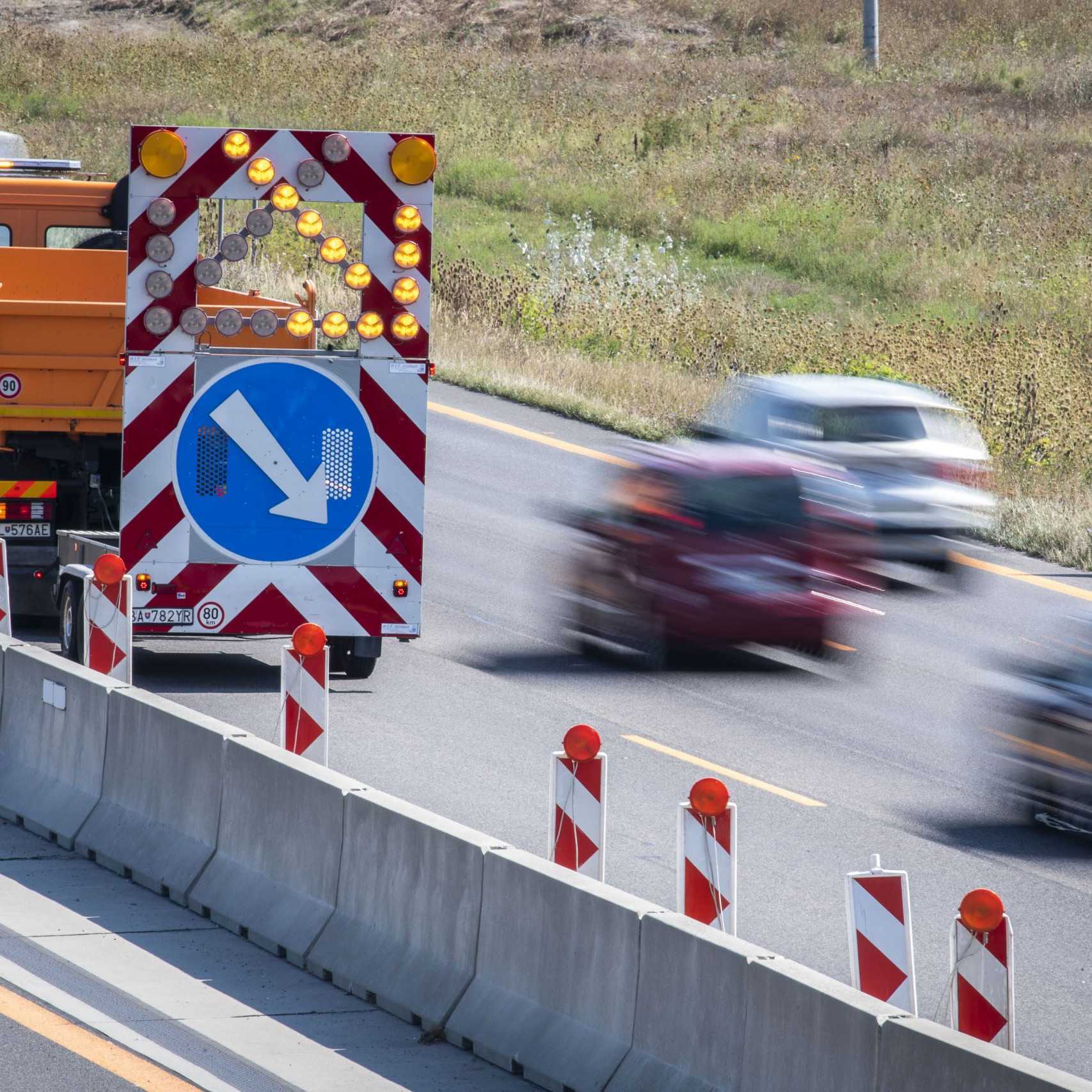 Diaľnicu D1 pri Bratislave čaká ďalšia víkendová uzávera, doprava bude presmerovaná na obchádzkovú trasu