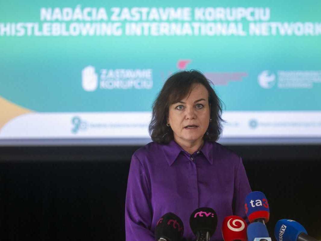 Na snímke riaditeľka Nadácie Zastavme korupciu Zuzana Petková