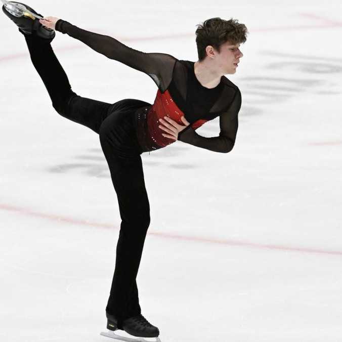 Slovenský krasokorčuliar Adam Hagara sa predstaví na ZOH 2026. Miestenku si zaistil po čistej jazde na MS v Bostone