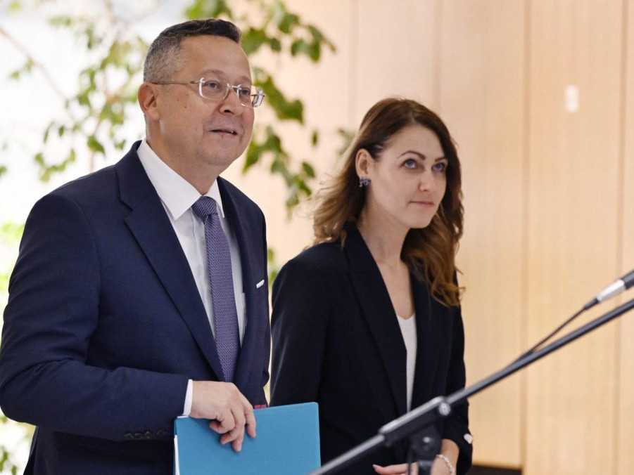 Štátne dlhopisy si kúpilo vyše 21-tisíc občanov. Projekt bude pokračovať, uviedol minister financií Kamenický