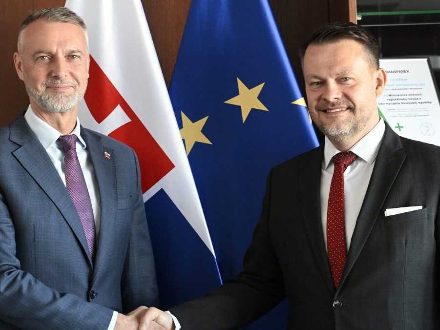 Na snímke sprava Samuel Migaľ a Richard Raši.