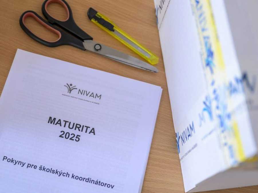 Na snímke pokyny k maturitným skúškam.