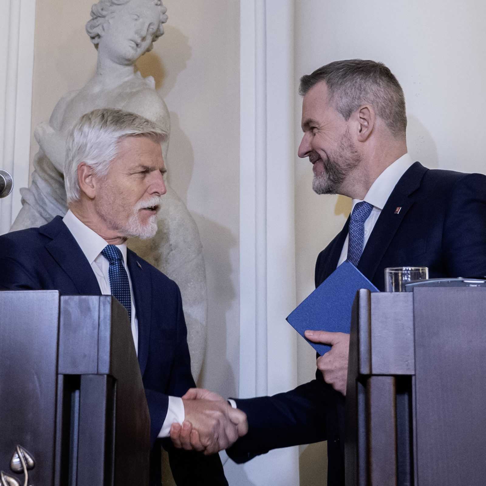 Peter Pellegrini požiadal Petra Pavla o intervenciu v otázke negatívneho vykresľovania Slovenska v českých médiách