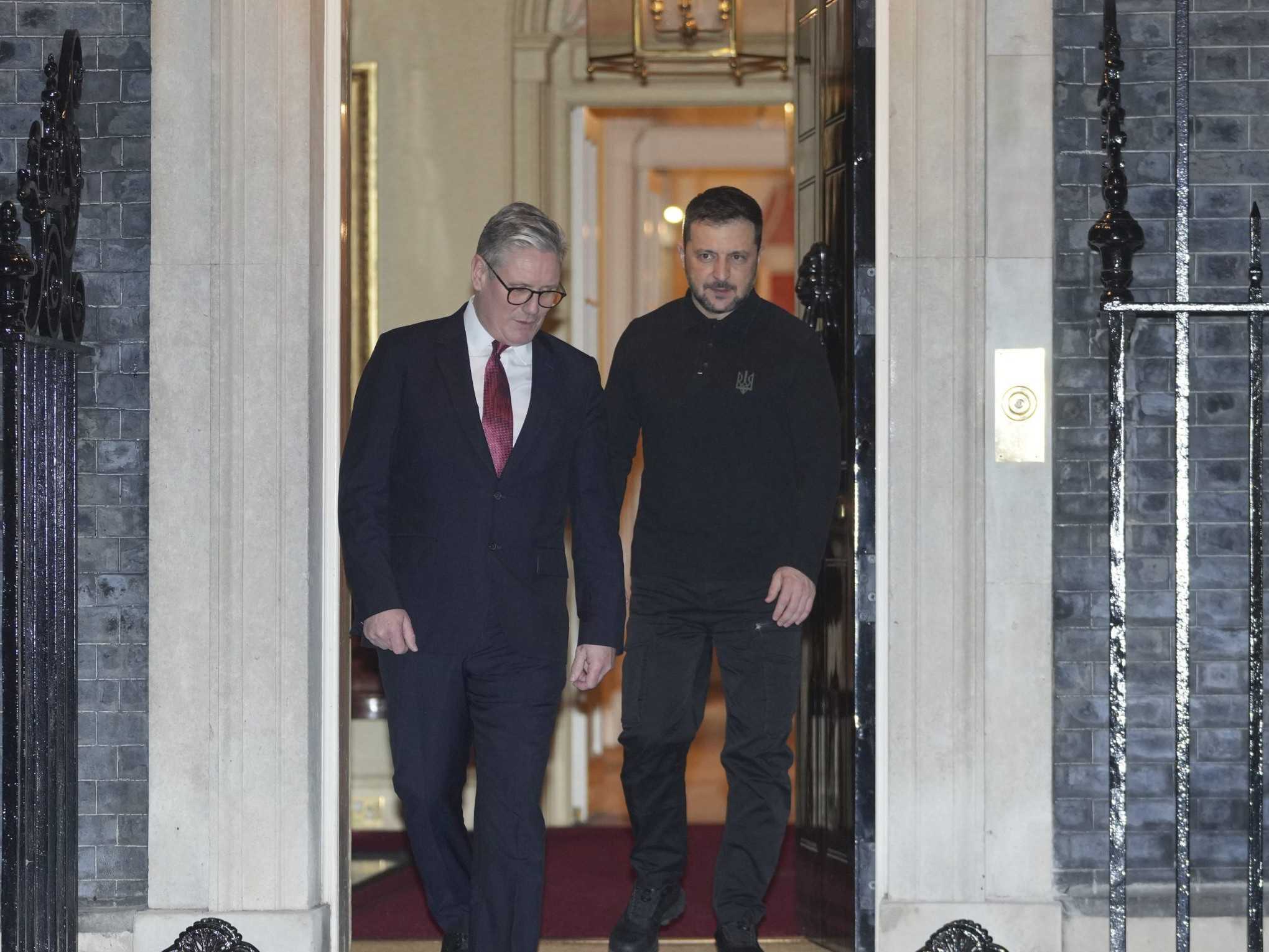 Keir Starmer a Volodymyr Zelenskyj.