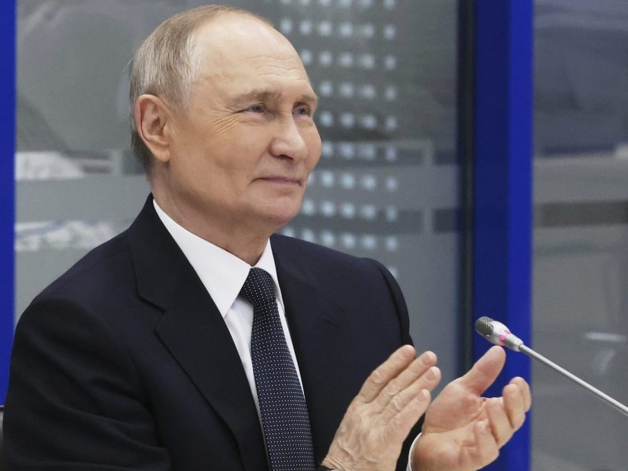 Vladimir Putin AP TASR