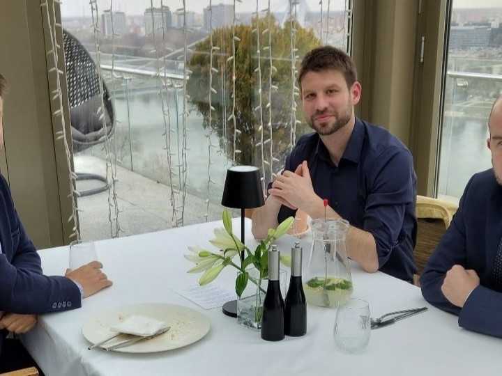 Zľava Samuel Migaľ, Michal Šimečka a Martin Dubéci.