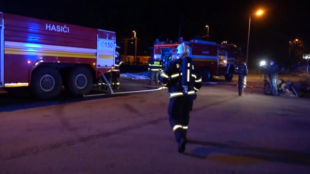 Štát dlhodobo nerieši zlú situáciu v hasičskom zbore. Stovky hasičov sa obrátili na súd so žalobou