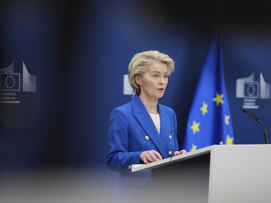 Na snímke Ursula von der Leyenová.