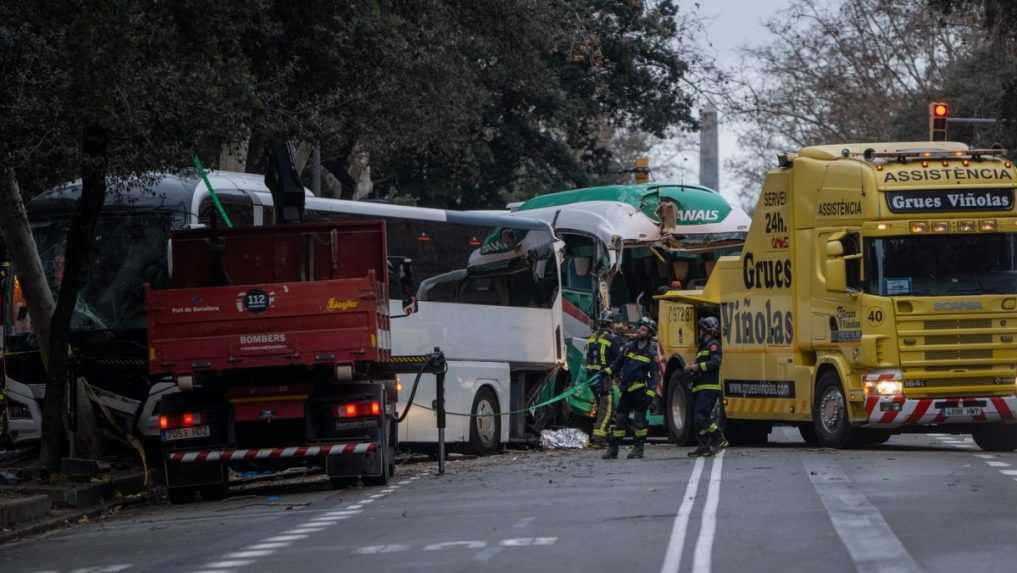 Zrážka dvoch autobusov v Barcelone: Niekoľko osôb je v kritickom stave