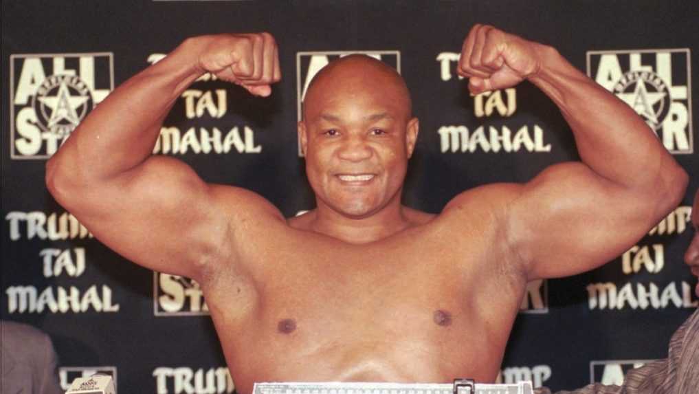 Zomrel slávny americký boxer George Foreman (†76), v ikonickom zápase čelil v ringu Muhammadovi Alimu