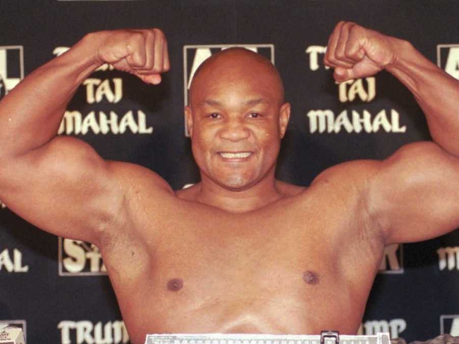 Zomrel slávny americký boxer George Foreman (†76), v ikonickom zápase čelil v ringu Muhammadovi Alimu