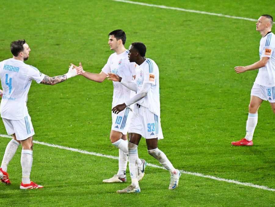 Semifinálová štvorica Slovnaft Cupu je kompletná: Slovan zdolal Košice najtesnejším výsledkom, Banská Bystrica prelomila šnúru prehier