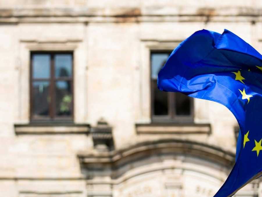 Ilustračná snímka vlajky Európskej únie.