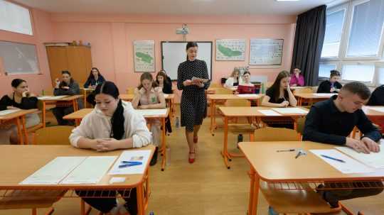 Žiaci pred maturitou zo slovenského jazyka a literatúry.