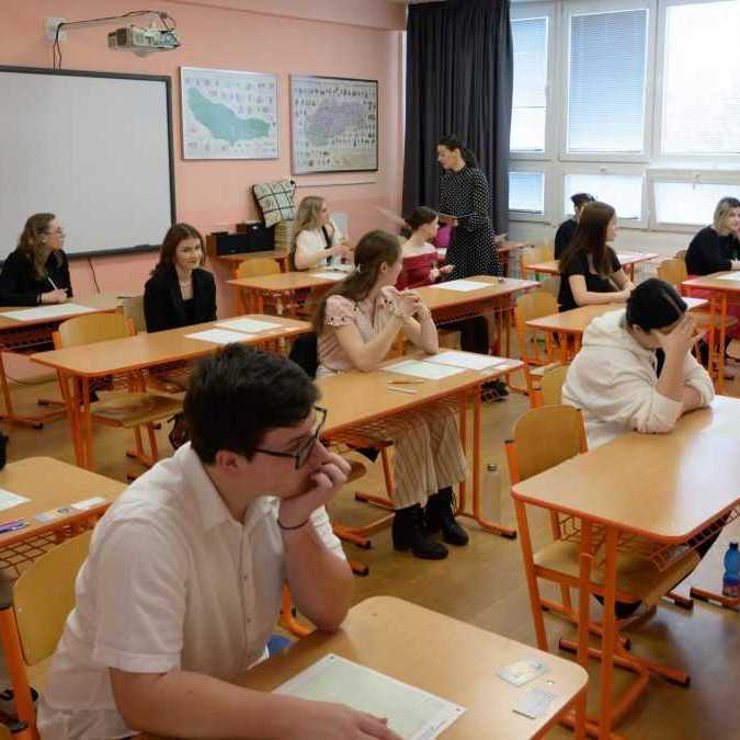 Andrej Lasz vidí neatraktivitu matematiky v komunikácii. Zrušenie povinnej maturity bol podľa neho nesprávny krok