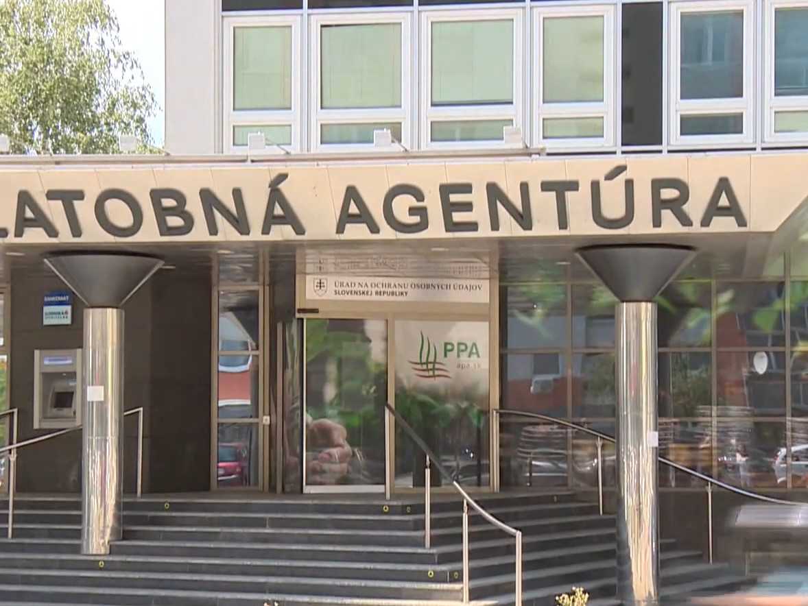 Šéf Pôdohospodárskej platobnej agentúry, ktorá je zodpovedná za schvaľovanie projektov, prisľúbil zmeny.